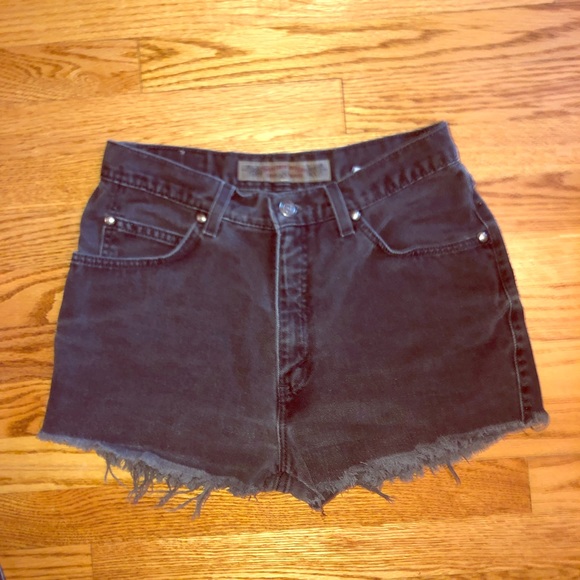 Black Vintage Levi’s Denim Shorts - Picture 1 of 5
